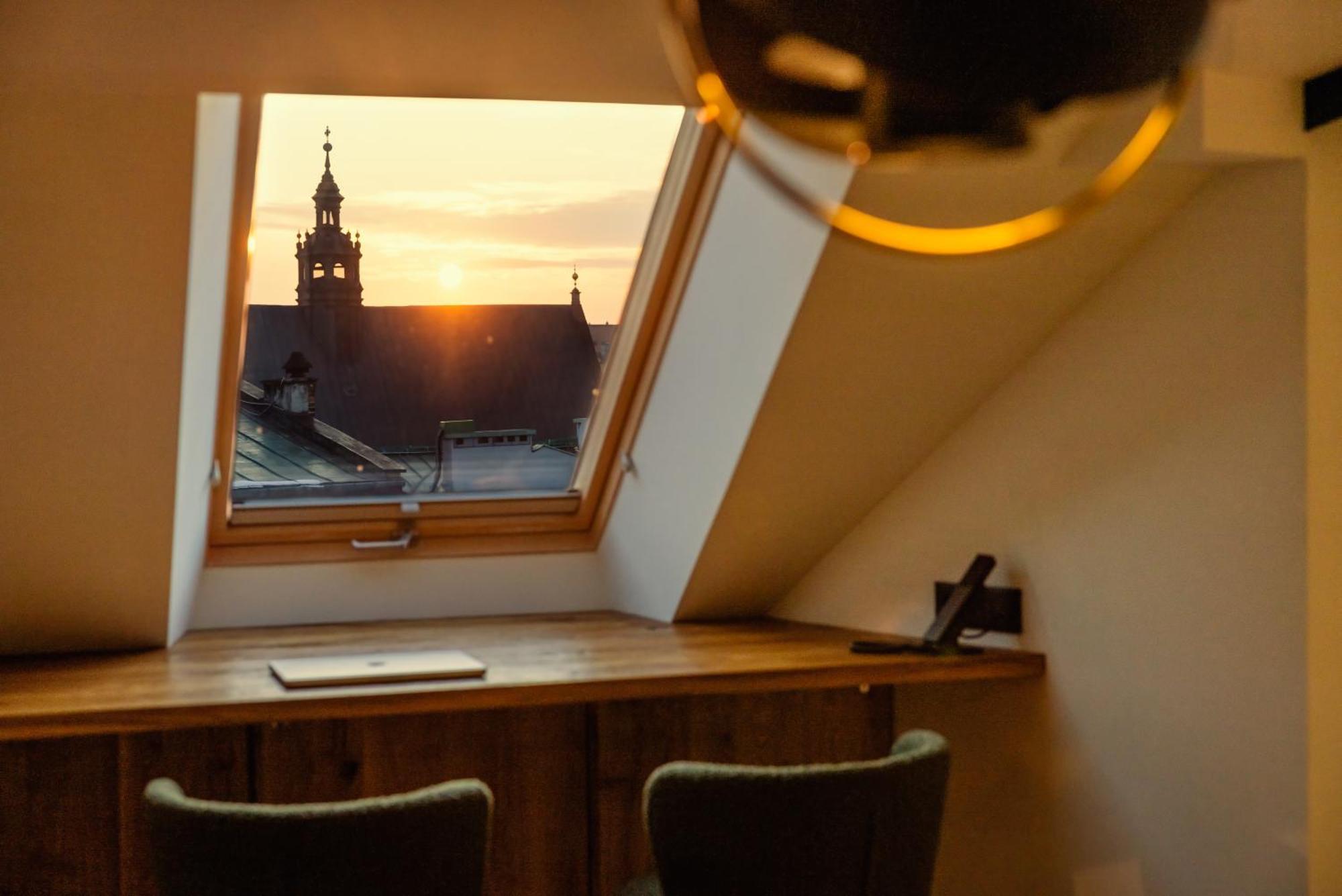 Nomadic Urban Premium Suites Krakow Ngoại thất bức ảnh