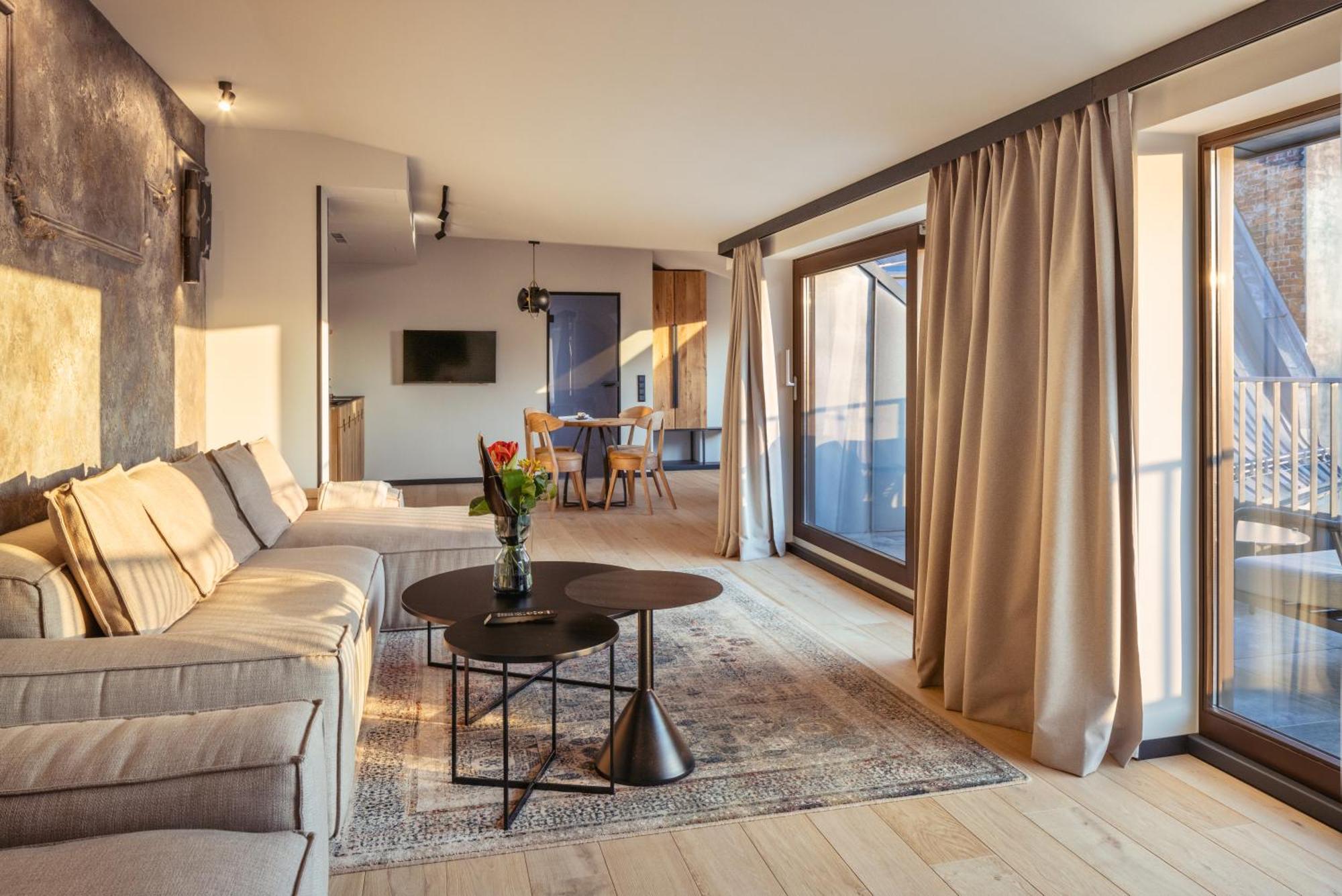Nomadic Urban Premium Suites Krakow Ngoại thất bức ảnh