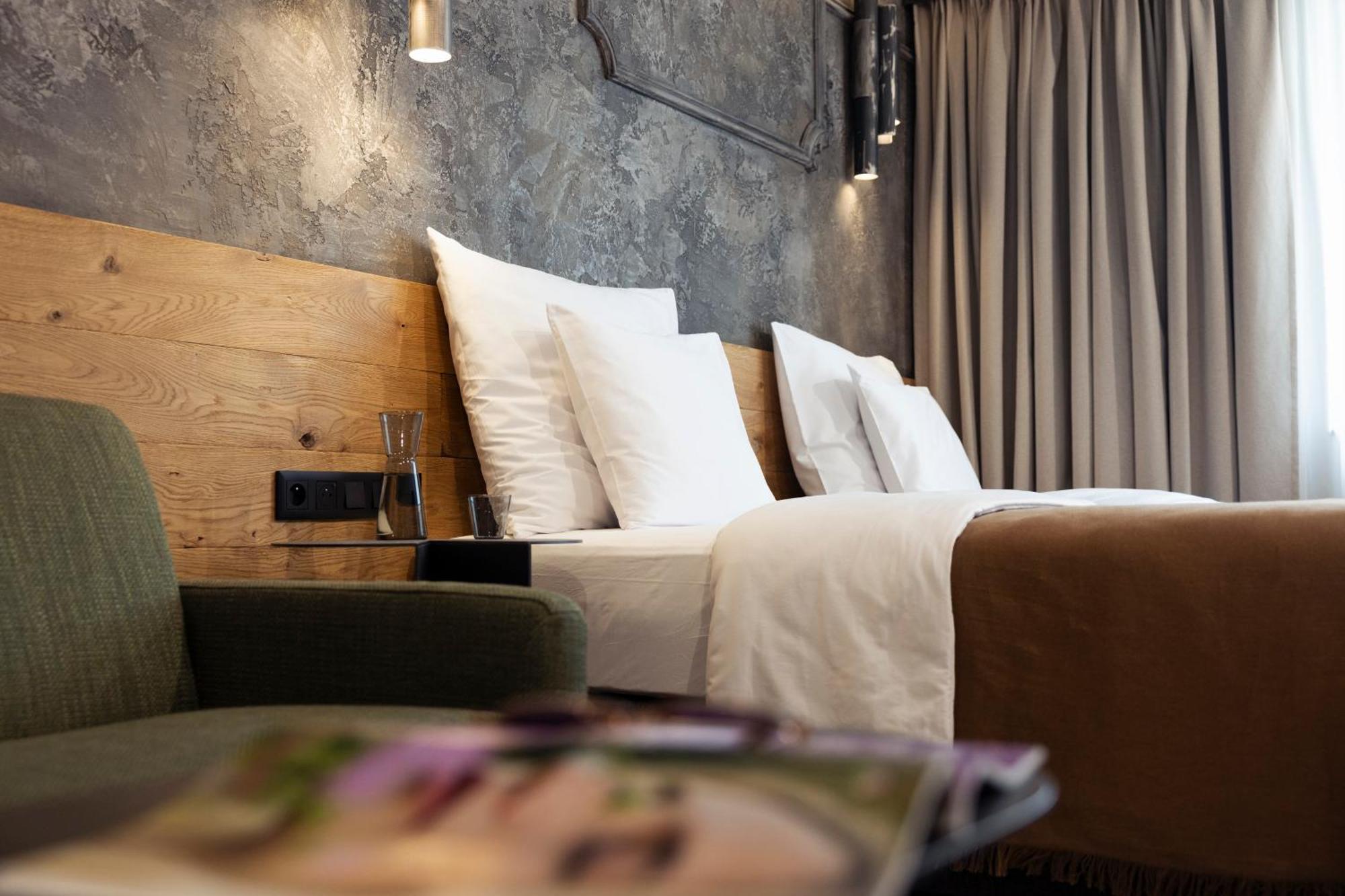 Nomadic Urban Premium Suites Krakow Ngoại thất bức ảnh