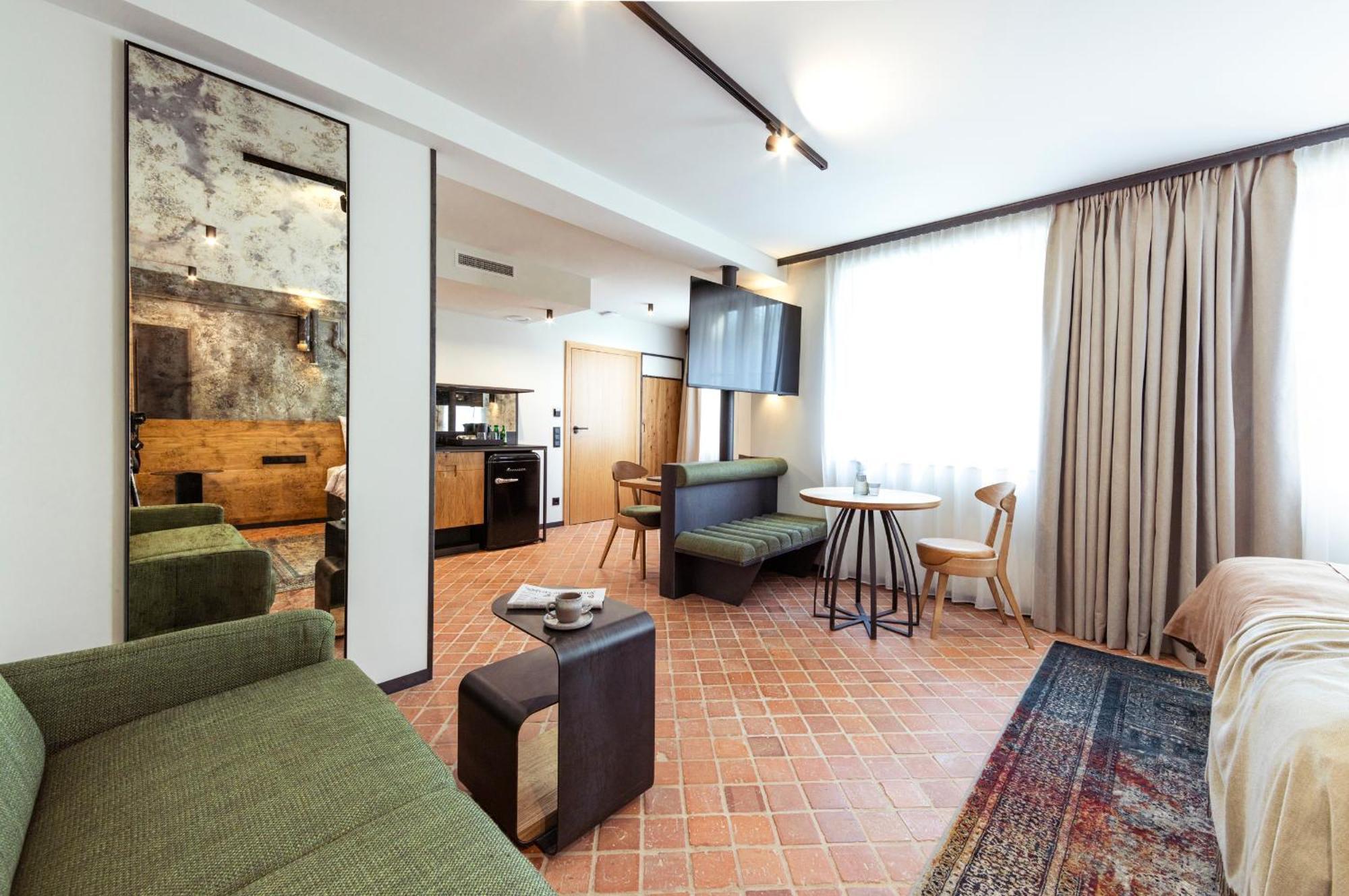 Nomadic Urban Premium Suites Krakow Ngoại thất bức ảnh