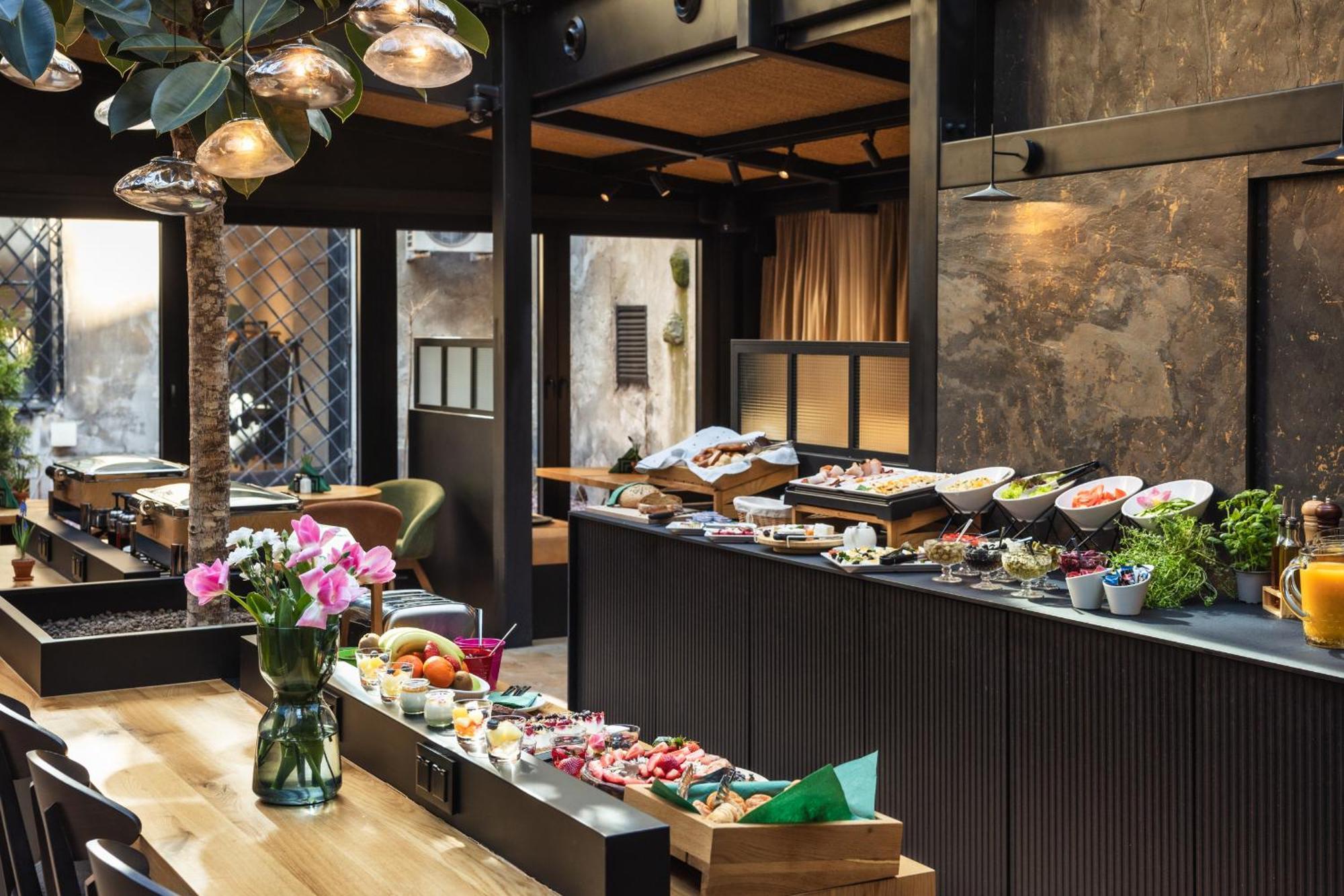 Nomadic Urban Premium Suites Krakow Ngoại thất bức ảnh